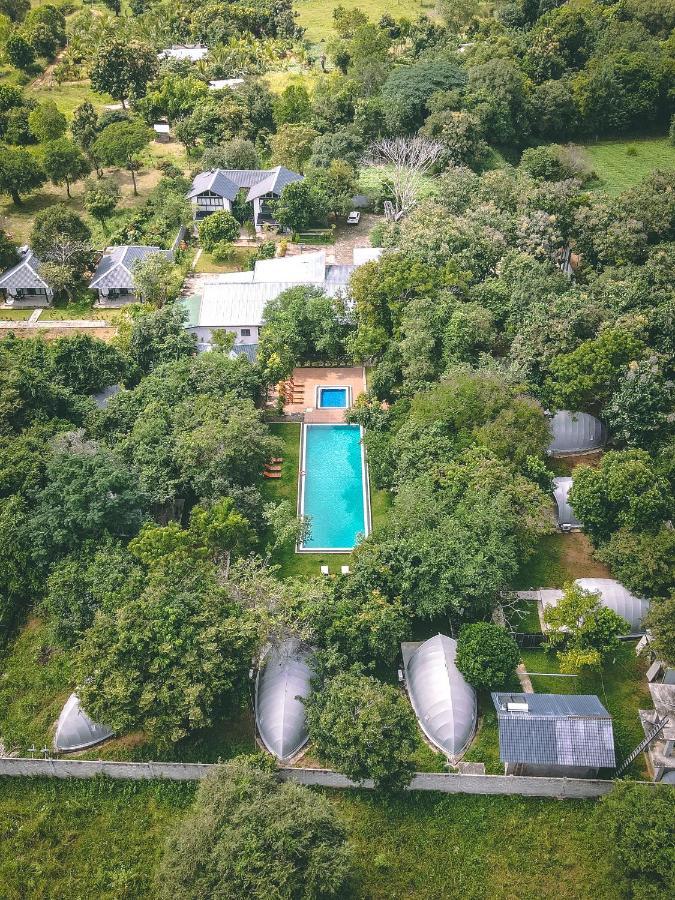 Nivadoo Resort Sigirija Zewnętrze zdjęcie Aerial view of the house